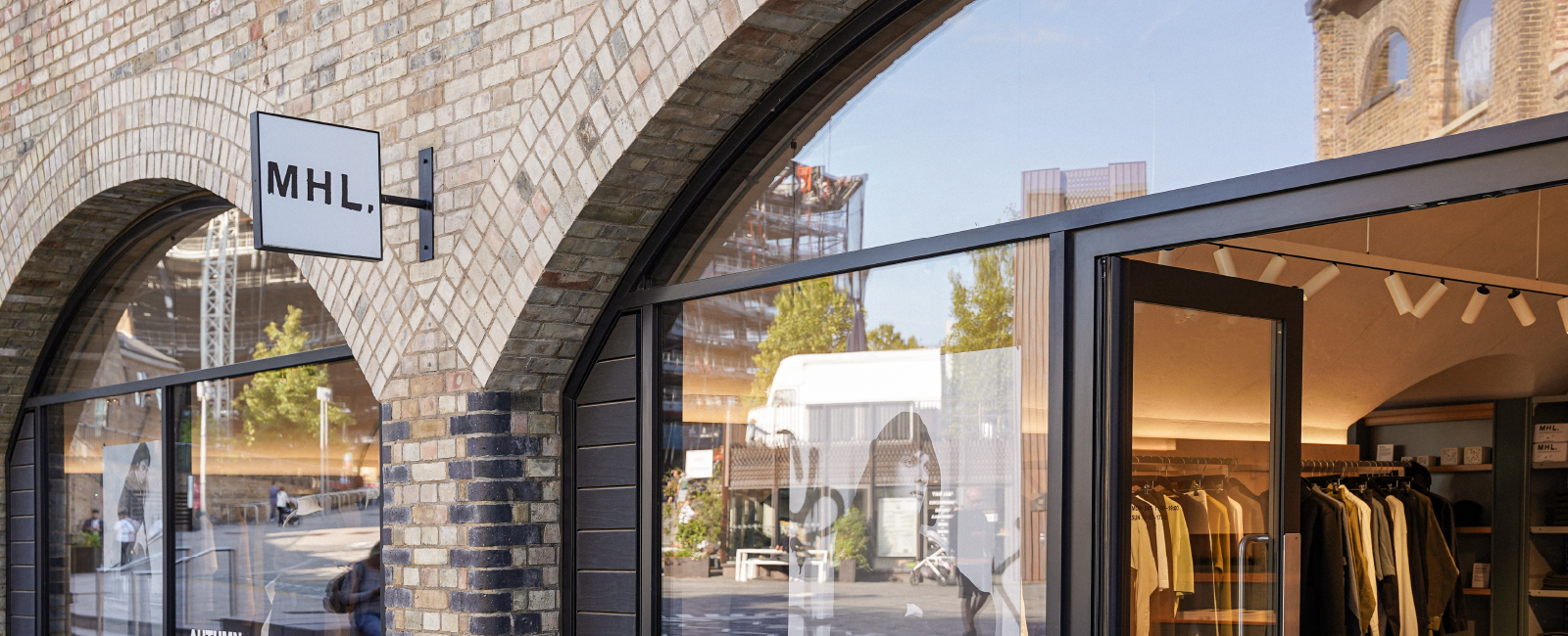 MHL. by Margaret Howell – KINTO Europe