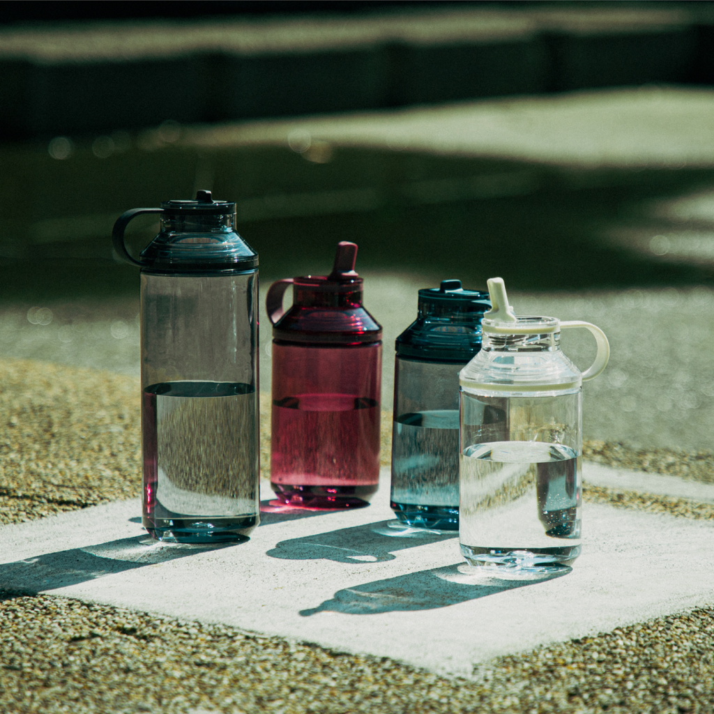 Kinto ACTIVE BOTTLE / 950 ml mit Ausgießer (2er-Set) magenta 4