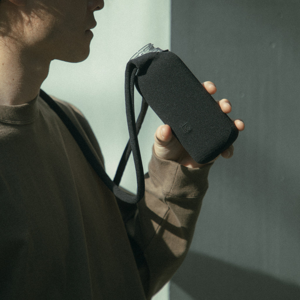 Kinto FUTO bottle sling bag black 2