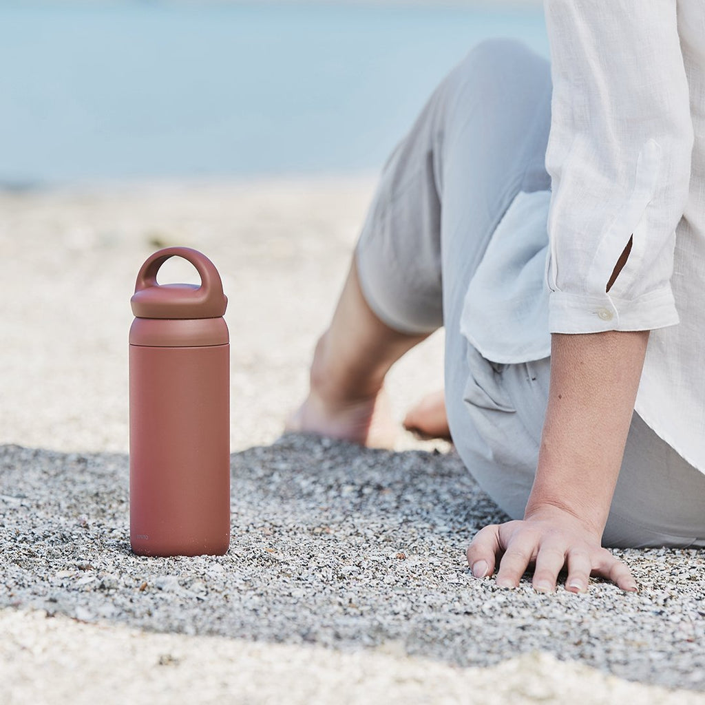 Kinto DAY OFF TUMBLER rosa 2