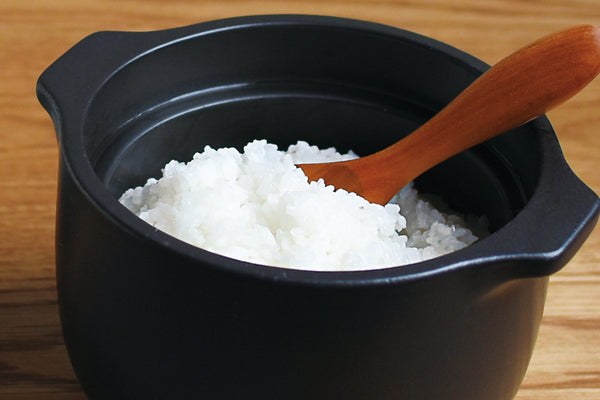 Article du journal KINTO Préparez un riz délicieux avec le cuiseur à riz KAKOMI