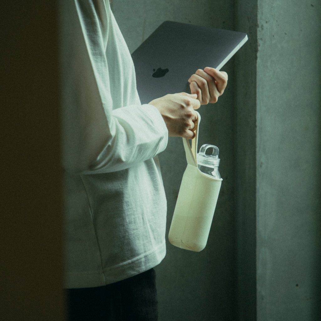 Kinto FUTO bottle wrist bag ivory 4