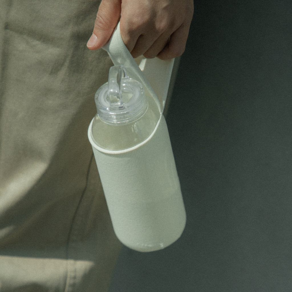 Kinto FUTO bottle wrist bag ivory 1