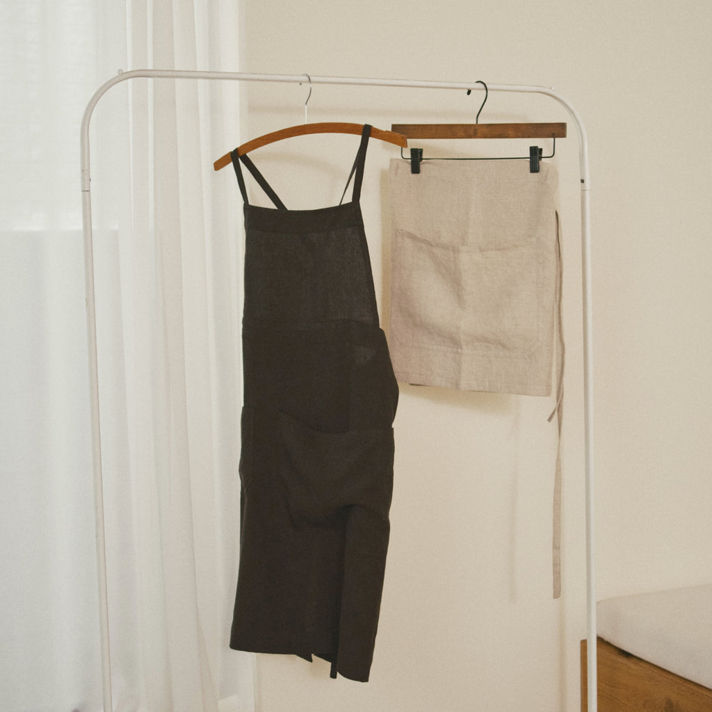 KINTO FUTO LINEN HALF APRON NATURAL