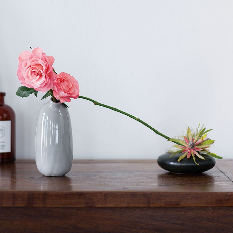 KINTO SACCO VASE PORCELAIN 03 GRAY