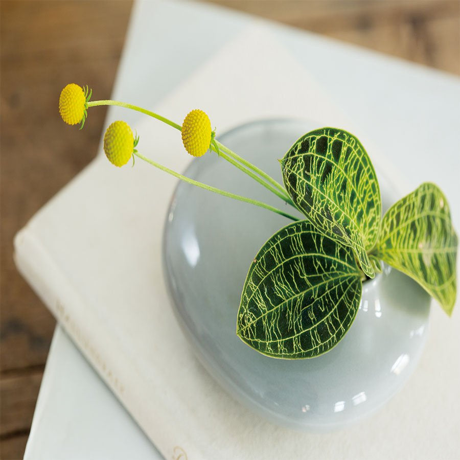 Kinto SACCO vase porcelain 01 gray 2