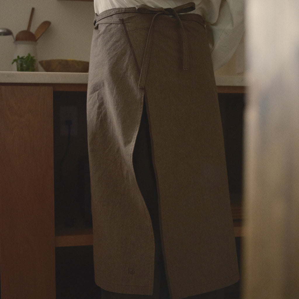 Kinto FUTO cotton half apron light gray 2