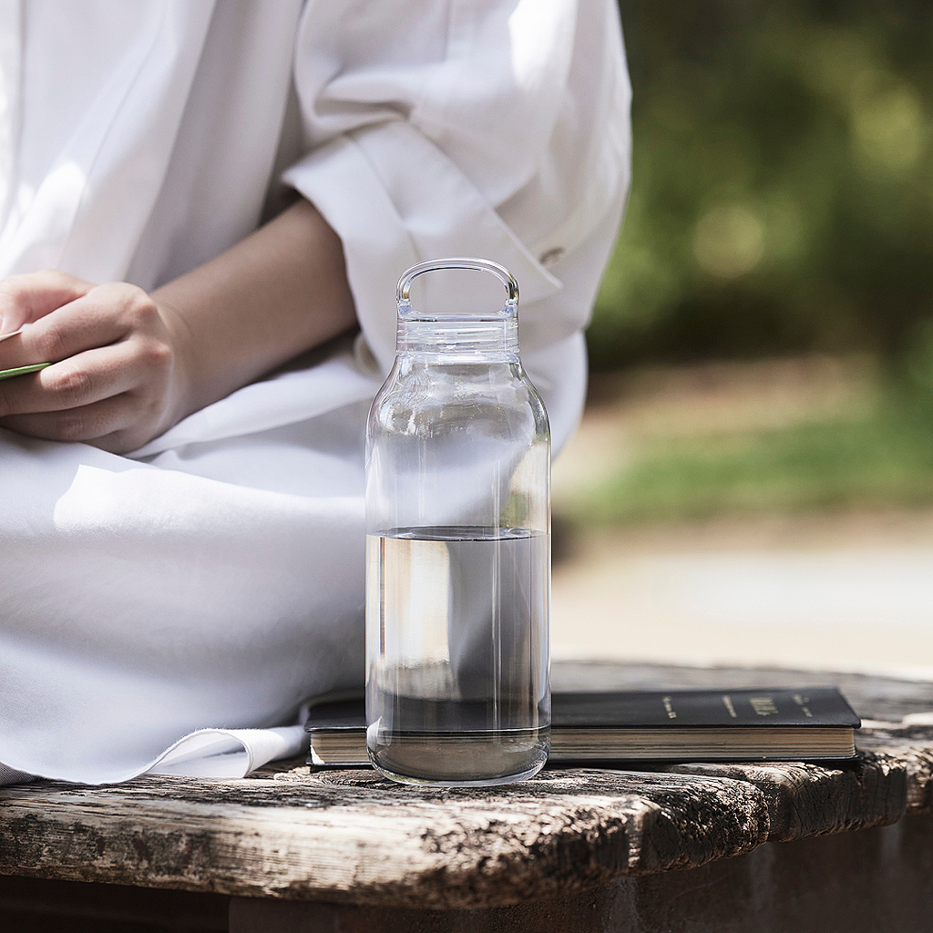 Kinto WATER BOTTLE 950ml smoke 2