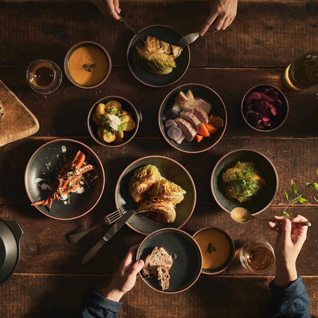 Kinto TERRA plate 180mm black 2