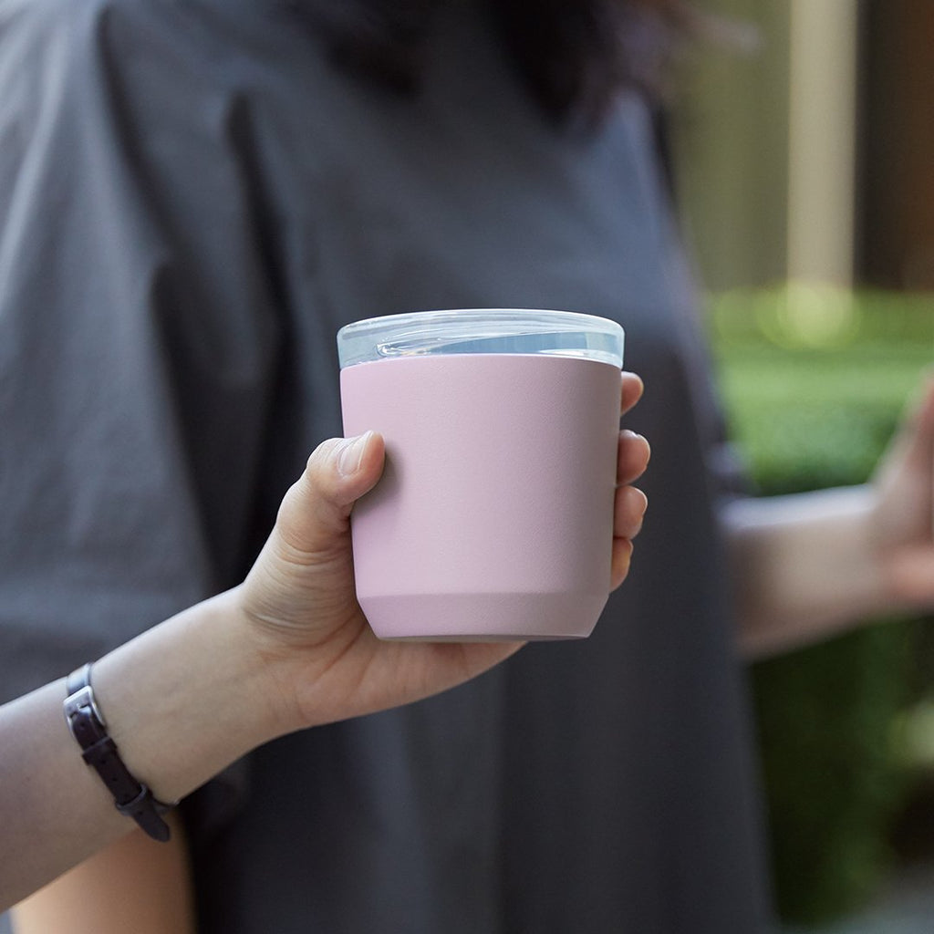 KINTO TO GO TUMBLER 240ML WITH PLUG PINK