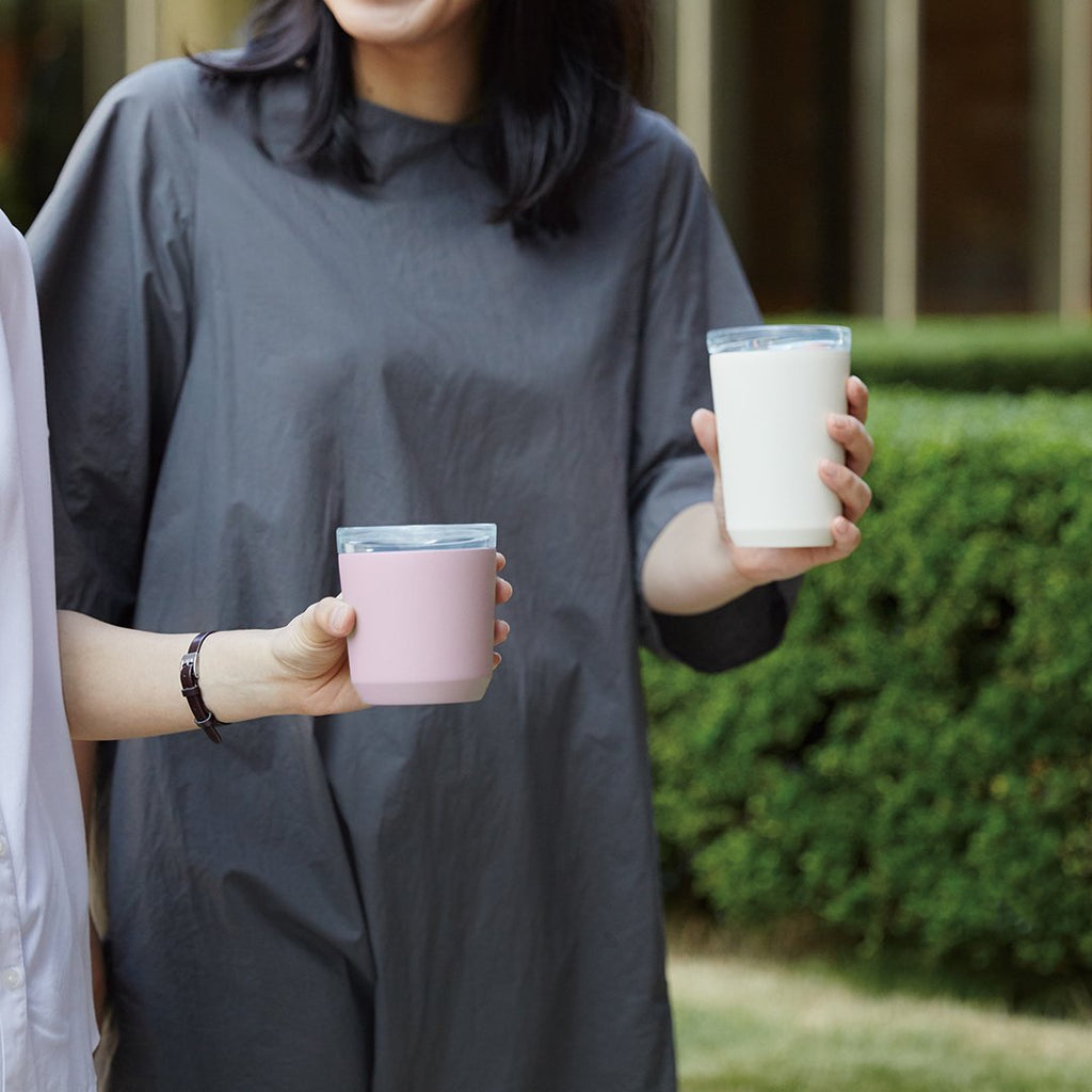 KINTO TO GO TUMBLER 360ML WITH PLUG WHITE